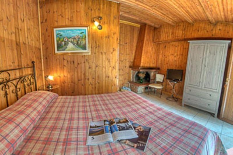 Villa Dei Pini Pescasseroli Szoba fotó