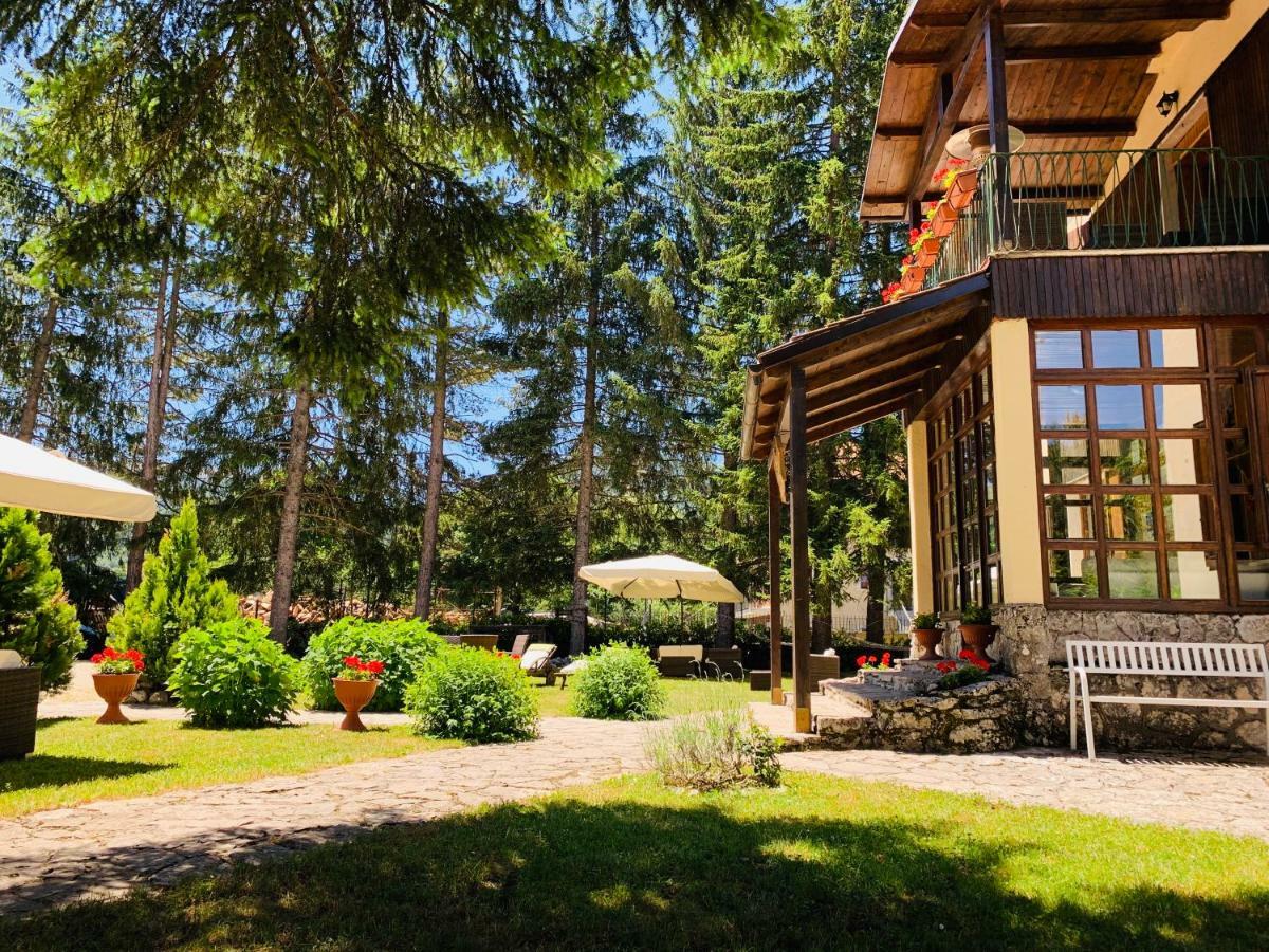 Villa Dei Pini Pescasseroli Kültér fotó
